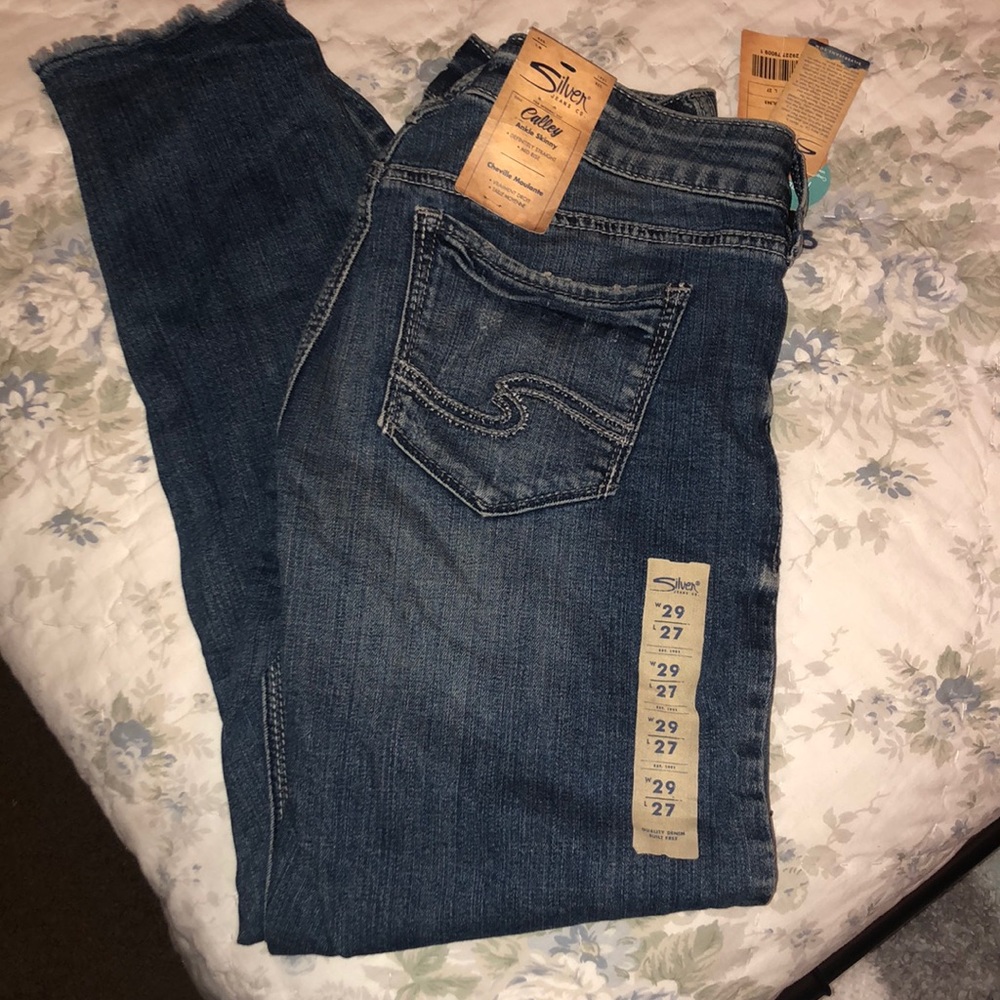 Calley Ankle Skinny